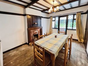 Dining room- click for photo gallery
